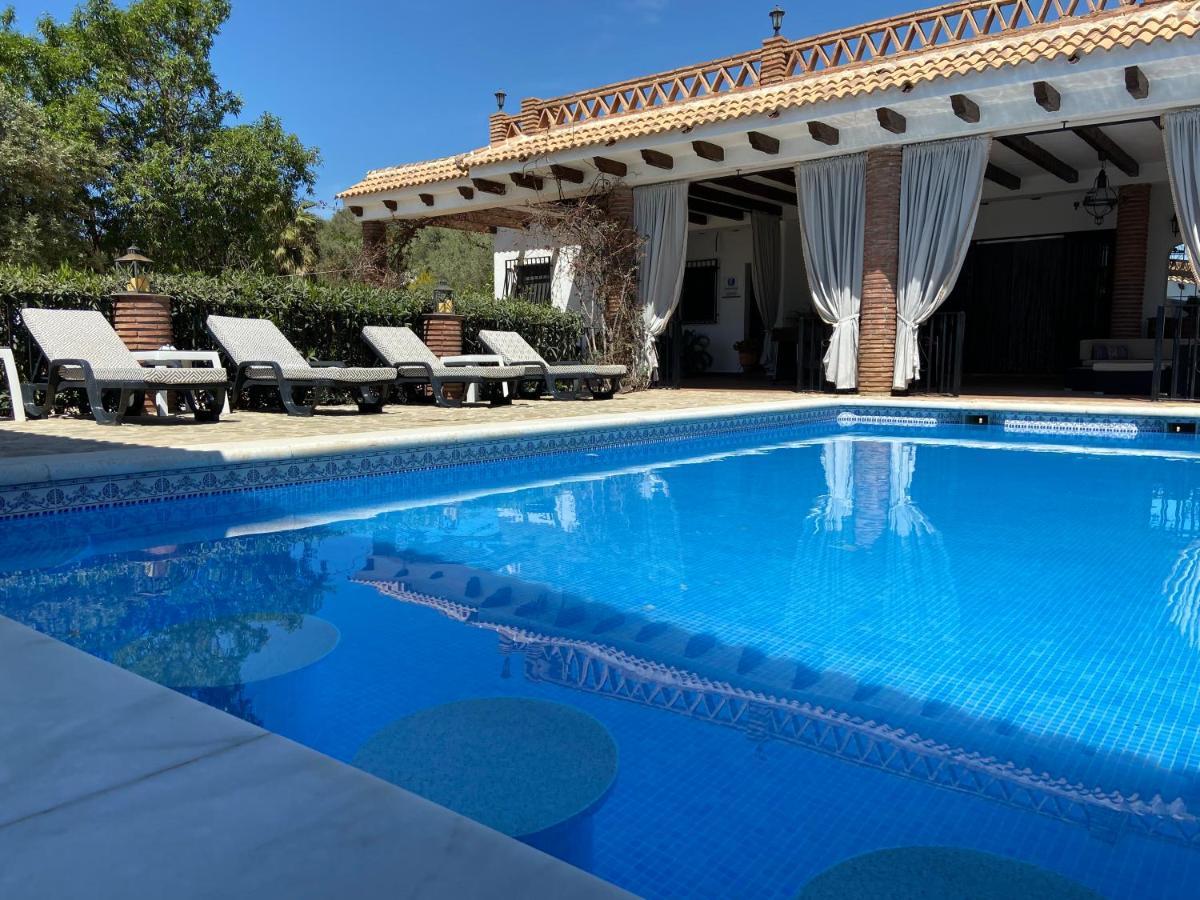 Villa Zahar Periana Exteriör bild